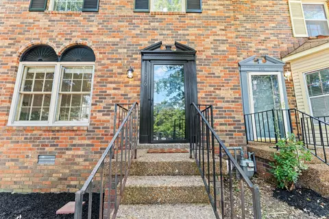 206 Woodmaker Ct, Nashville, TN 37214