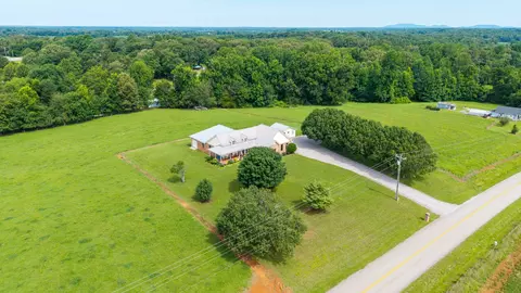 2325 Old Well Rd, Morrison, TN 37357 photo 3
