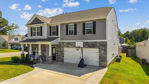 2894 Red Barn Rd, Knoxville, TN 37931