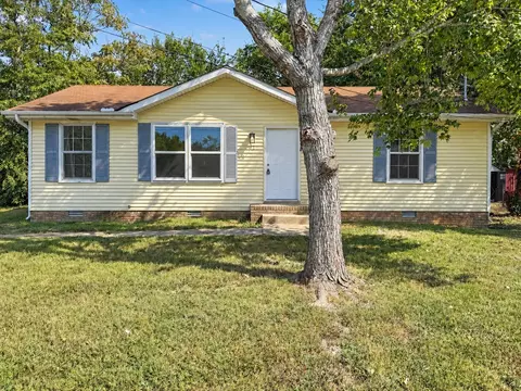 573 Bridgette Dr, Clarksville, TN 37042