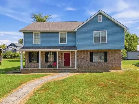 1418 Stratton Place Dr, Chattanooga, TN 37421