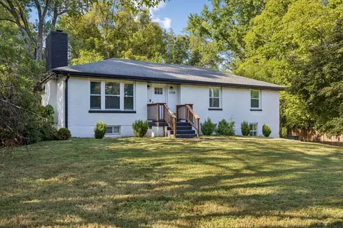 1208 Dempsey Dr, Nashville, TN 37217