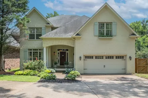 210 Page Rd # B, Nashville, TN 37205