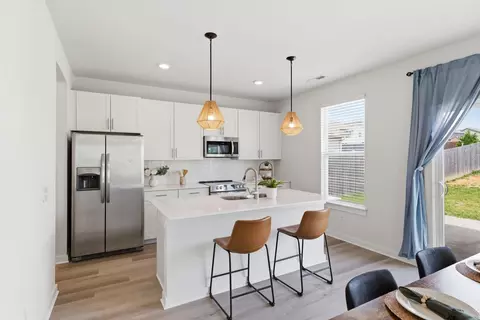 Kitchen - 409 Irwin Way, Spring Hill, TN 37174 photo 1 of 3