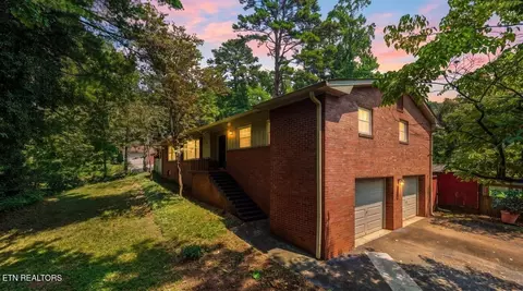 5712 Pinellas Dr, Knoxville, TN 37919