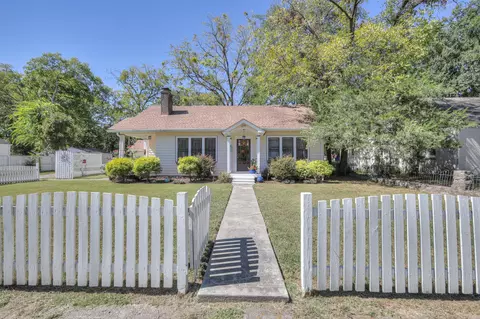214 Pennsylvania Ave, Lebanon, TN 37087