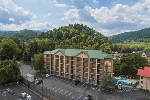 120 Bon Air Dr #2042, Gatlinburg, TN 37738