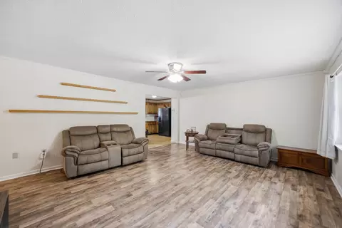 Living - 175 Teeters Loop Rd, Dunlap, TN 37327 photo 2 of 3