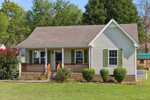 2865 Chinquapin Ln, Clarksville, TN 37043