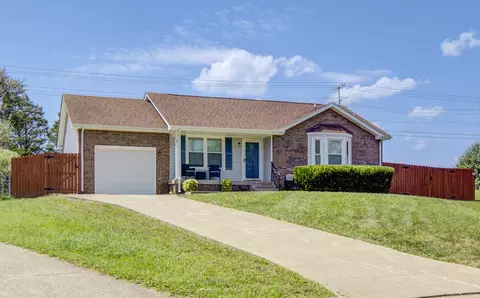 202 Bradley Ct, Clarksville, TN 37043