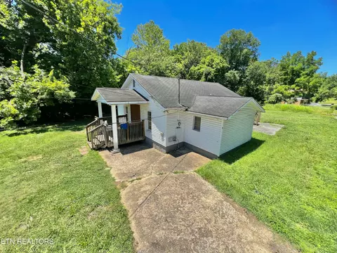 3307 Pilkay Rd, Knoxville, TN 37919