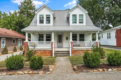3104 Orlando St, Knoxville, TN 37917