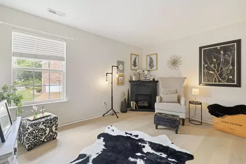 Living - 1005 Market St, Franklin, TN 37067 photo 6 of 6