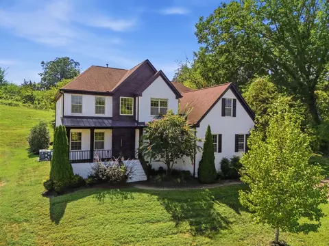 9337 Norwegian Red Dr, Nolensville, TN 37135