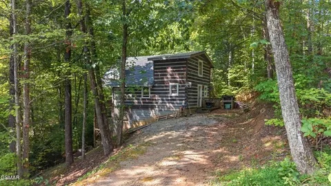 703 Fred Harrison Way, Gatlinburg, TN 37738