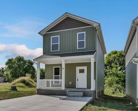 42 Dixon Dr, Clarksville, TN 37040