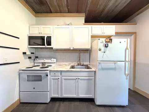 Kitchen - 106 Main St, Hazel, KY 42049 photo 1 of 2