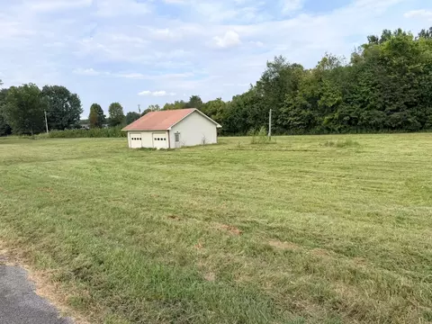 505 5th St, Hazel, KY 42049 photo 2