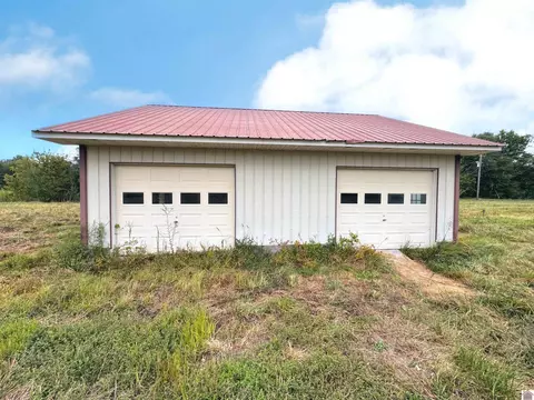 505 5th St, Hazel, KY 42049 photo 9