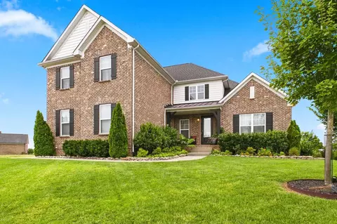 143 Compton St, Gallatin, TN 37066