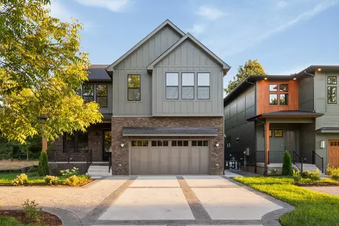 555 Watsonwood Dr, Nashville, TN 37211