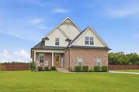 130 Bloomsbury Dr, Portland, TN 37148