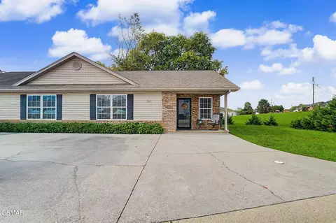 261 Dumplin Ln, Kodak, TN 37764