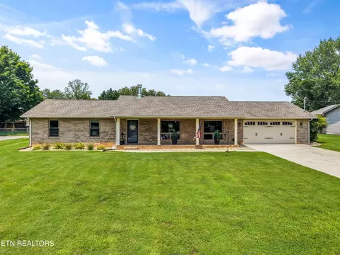 1707 Linda Ln, Maryville, TN 37803