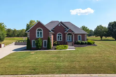 1015 Fairways Dr, Greenbrier, TN 37073