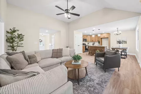 862 Burley Barn Rd, Clarksville, TN 37042