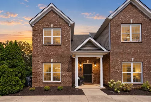 831 General Cabot Ct, Murfreesboro, TN 37129