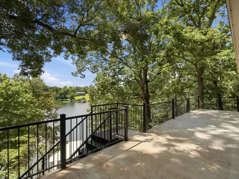 Exterior - 334 Echo Ln, Killen, AL 35645 photo 3 of 10