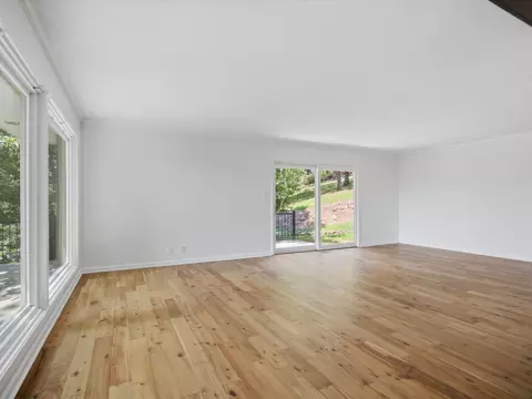 Living - 334 Echo Ln, Killen, AL 35645 photo 3 of 4