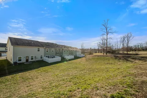 Exterior - 307 Masters Way, Dickson, TN 37055 photo 5 of 5