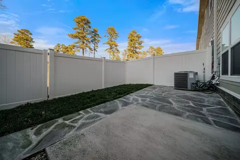 Exterior - 307 Masters Way, Dickson, TN 37055 photo 2 of 5