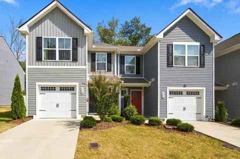 612 Woodall Ridge Dr, Lebanon, TN 37090