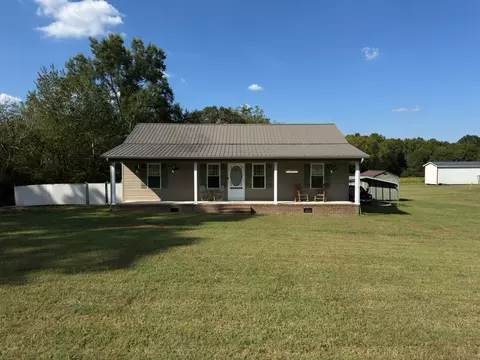 1070 Brown Prater Rd, Mcminnville, TN 37110