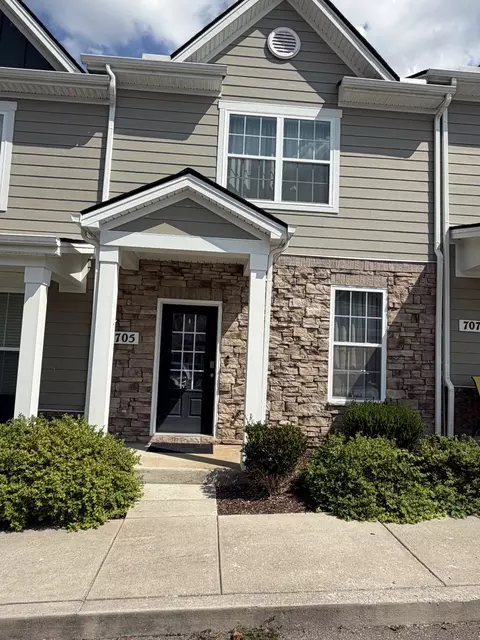 705 Dallas Dr, Columbia, TN 38401