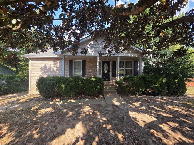 1442 Mcclardy Rd, Clarksville, TN 37042