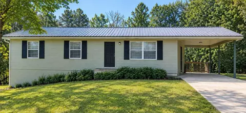 1333 Fernwood Dr, La Fayette, GA 30728