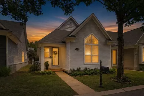 1444 Island Town Cv, Memphis, TN 38103