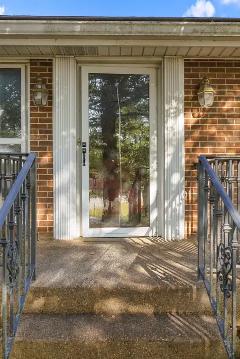 Exterior - 148 Bart Dr, Antioch, TN 37013 photo 3 of 9