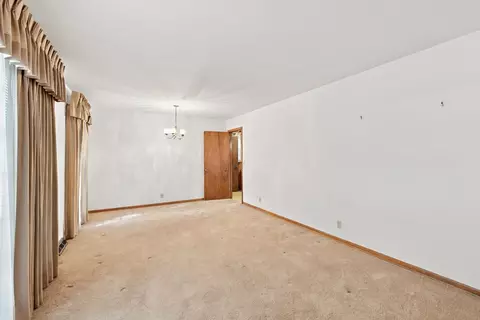 Living - 148 Bart Dr, Antioch, TN 37013 photo 2 of 6