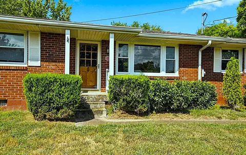 306 Wauford Dr, Nashville, TN 37211