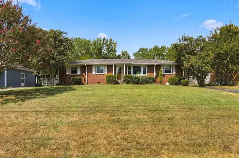 306 Wauford Dr, Nashville, TN 37211