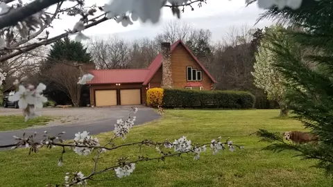 598 County Road 405, Madisonville, TN 37354