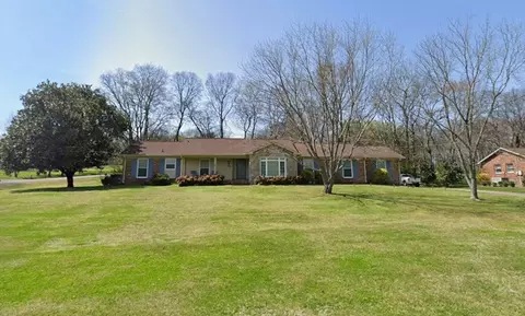 1523 Covington Dr, Brentwood, TN 37027