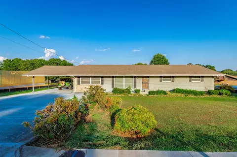 100 Osborn Ct, Chickamauga, GA 30707