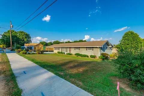 100 Osborn Ct, Chickamauga, GA 30707