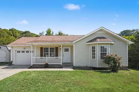 2650 Cummings Cir, Clarksville, TN 37042